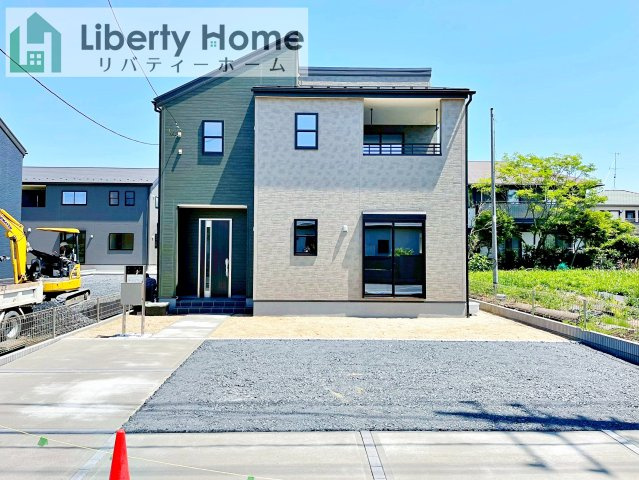 笠間市笠間第10　新築戸建　2号棟の外観|ご予約をいただければ、『平日の空いた時間』『周辺物件まとめて見たい』『1件だけ見たい』ももちろん可能です♪
お気軽にお問合せください♪