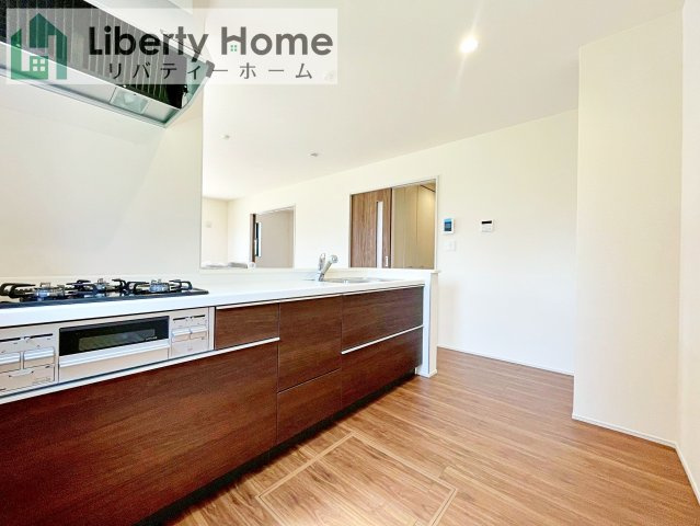 笠間市笠間第10　新築戸建　2号棟のキッチン