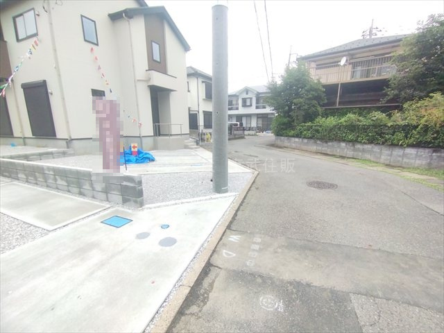 【前面道路含む現地写真】 | 川越市宮元町2期　全2棟　1号棟 | 都市ガス・本下水