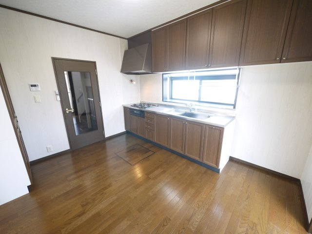長生郡白子町幸治　中古戸建のキッチン|内外装リフォーム済み令和7年3月 敷地約144坪３SLDK 駐車4台可 海まで直進距離で約500m