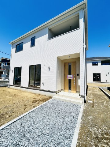 新築　高崎市吉井町池第3　クレイドルガーデン　5号棟の外観|現地写真　2025年5月完成しました！ご内覧等、お気軽にお問合せください♪　							
