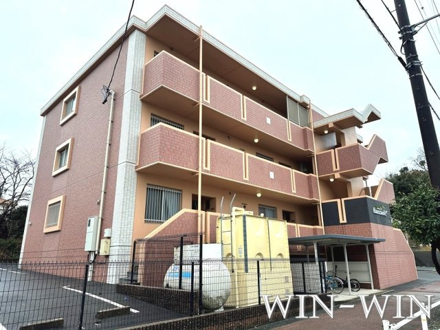 エムロードの外観