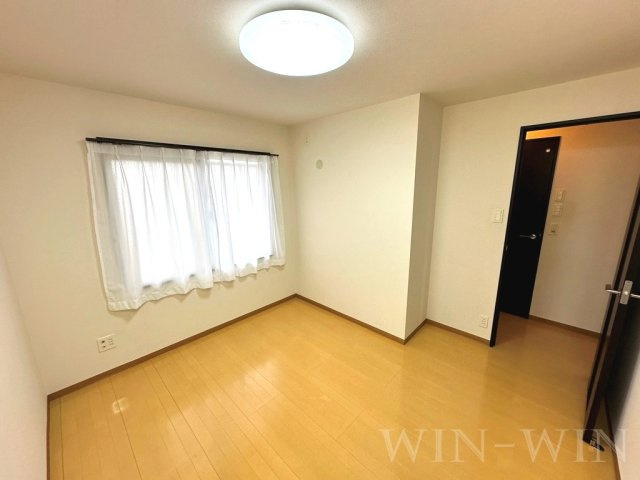 エムロードの寝室