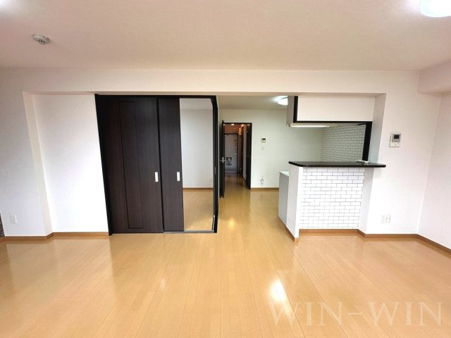 エムロードの居間・リビング