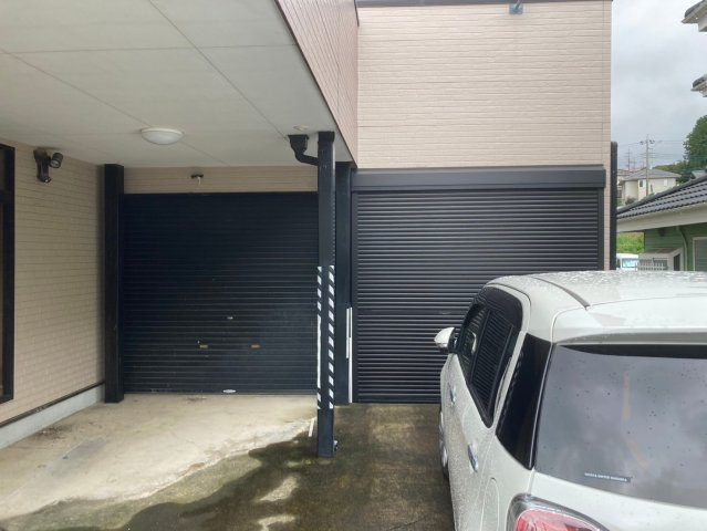 三ツ沢居宅付き中古事務所の駐車場