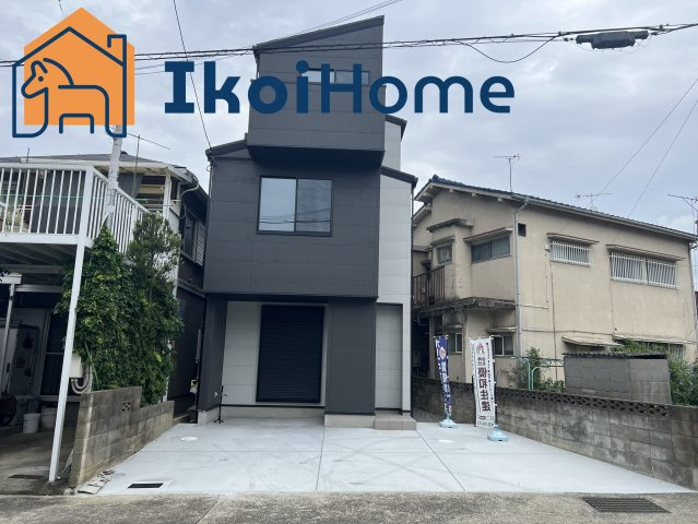 明石市魚住町清水　新築一戸建の外観|魚住小学校・魚住東中学校、校区の新築戸建がでました！3階建ての4LDK！駐車場2台あり！