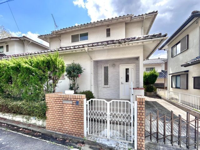 【中古戸建】高崎市吉井町南陽台2丁目の外観|■外観｜閑静な住宅街で始める新しい暮らし♪開放的な毎日をあなたへ(^^♪