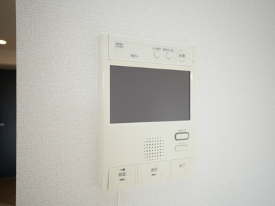【セキュリティ】 | エスリード大阪シティノース | モニター付きオートロックでセキュリティも安心です！