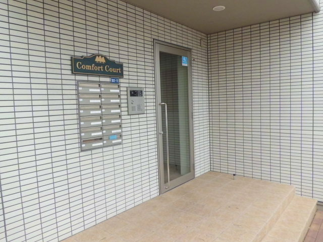 コンフォート　コートのロビー|安心のオートロック付きエントランス