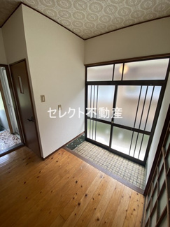【玄関】 | 米満貸家