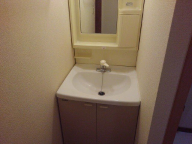 グランメール２の洗面所