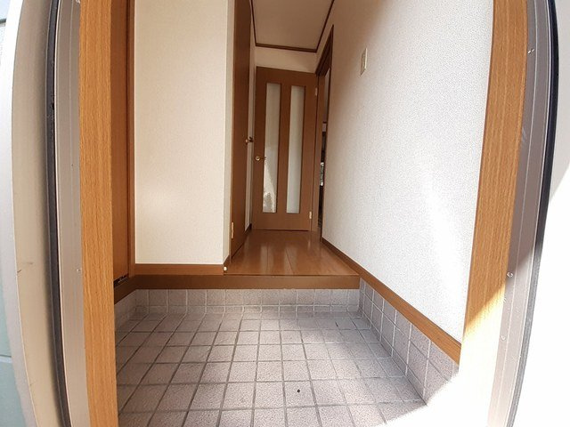 グリーンベルトの玄関