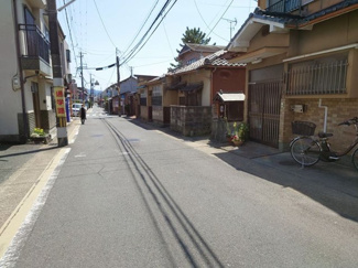 【前面道路含む現地写真】