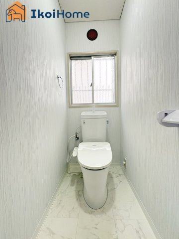 明石市二見町福里　中古一戸建のトイレ|【ホームページに現地動画掲載中】●年中無休：当日予約可●お手洗いは1階のみございます！