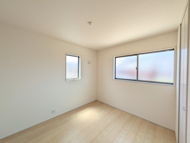 【洋室】 | リーブルガーデン.S高崎市第5江木町ー①