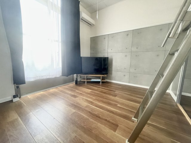 ロワジールの居間・リビング