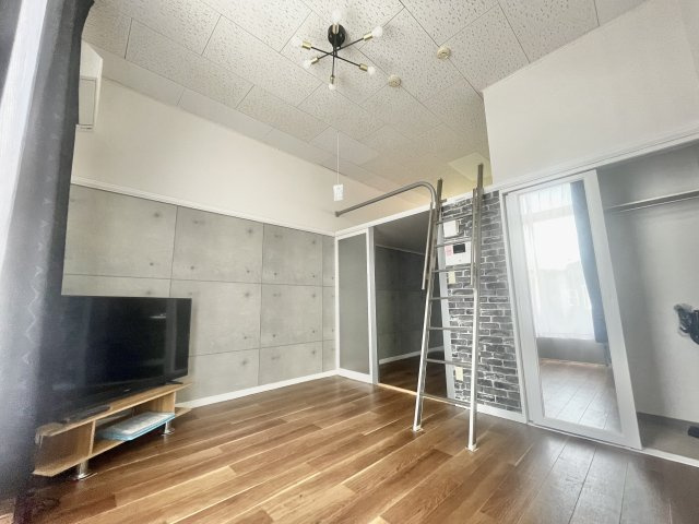 ロワジールの洋室