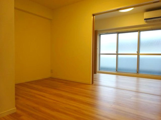 【居間・リビング】 | セントラルビル