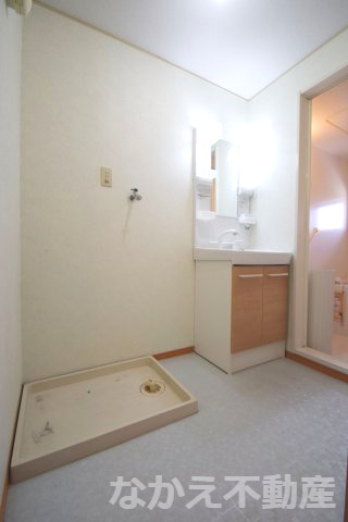 【洗面所】 | 忙しい朝には欠かせない洗面所です