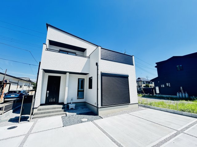 新築　高崎市日高町　1号棟の外観|現地写真　完成しました！物件のご内覧等、お気軽にお問合せください♪　