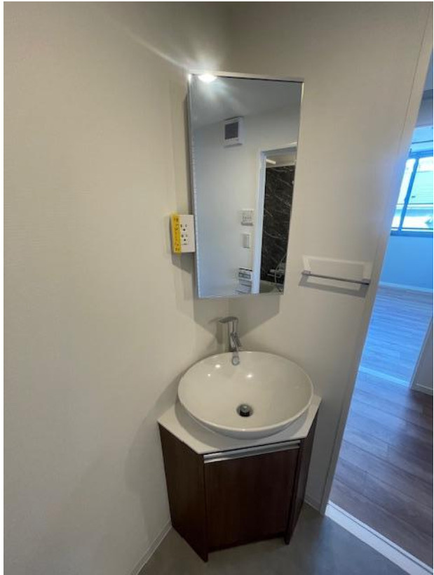 BRICKS四谷の洗面所|独立洗面台