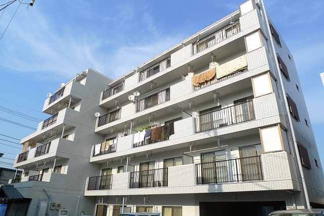 エミュールマンション