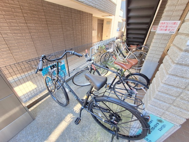 コスモスコートのその他共用部分|駐輪場
