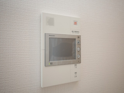 【セキュリティ】 | エスリード新大阪ザ・プレミアEAST | モニター付きインターホンです
