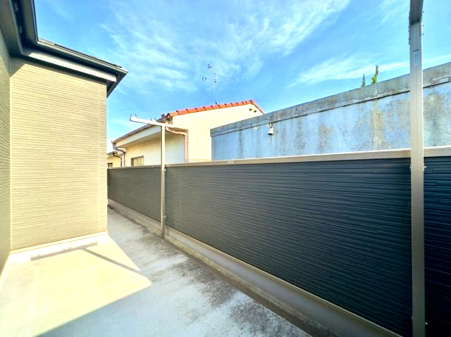 春日部市大字大場　中古戸建のバルコニー