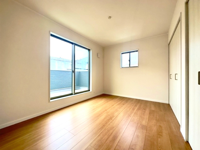 春日部市大字大場　中古戸建の洋室