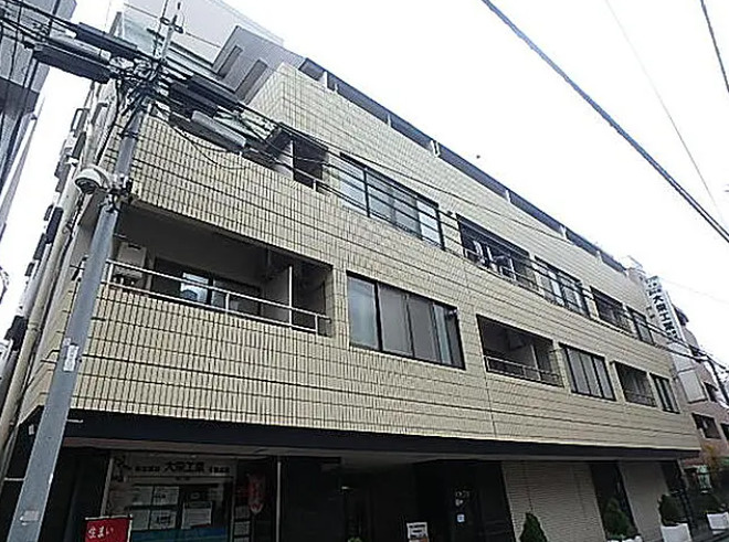 マノア大栄の外観