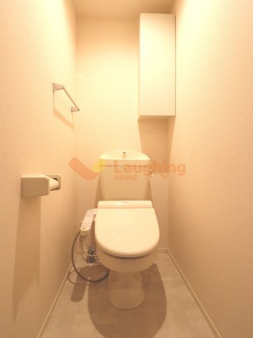 プランドールのトイレ|落ち着いた色調のトイレです