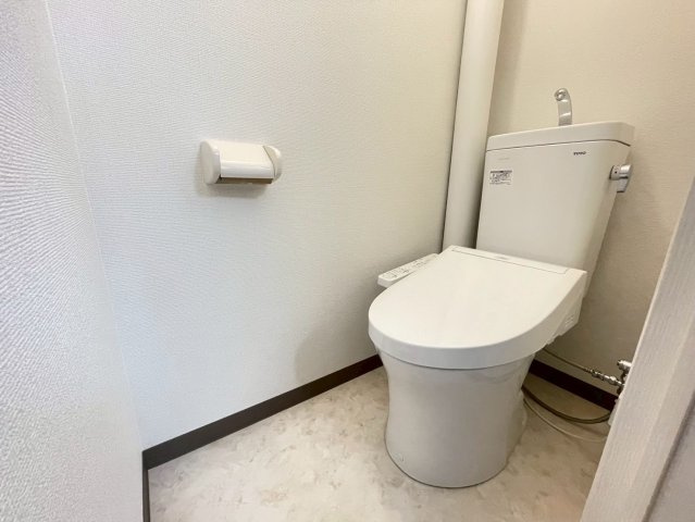 南円明寺ヶ丘団地15棟のトイレ|温水洗浄便座付トイレ