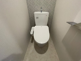【トイレ】 | エスリード新大阪ザ・プレミアEAST | 清潔感のあるトイレです