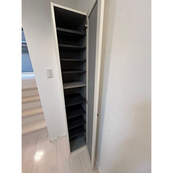 SANCTUARY　名古屋市賃貸　仲介手数料無料の玄関