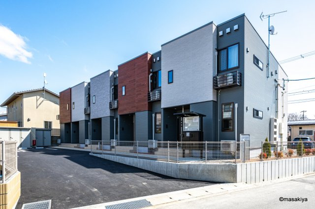 グランドハーモニーの外観|家賃割30％。割引期間は契約開始日より23ヶ月後の末日迄。