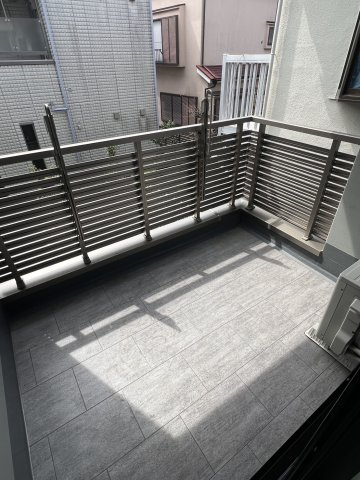 アーバングランデ市川のバルコニー