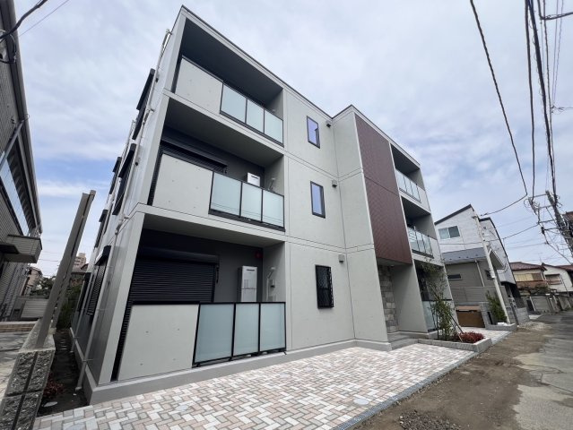 アーバングランデ市川の外観