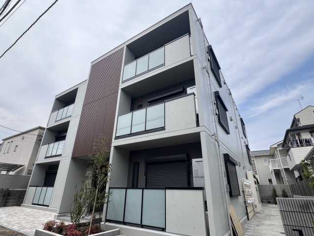 アーバングランデ市川の外観
