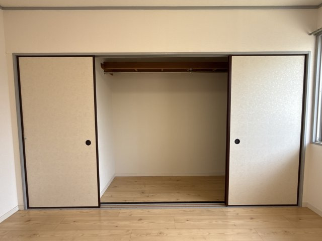 シャトー大半田　Ⅰ棟の収納