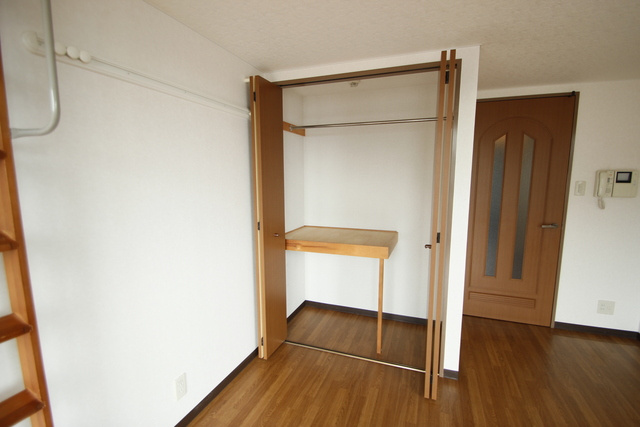 第13平勝ビルの収納