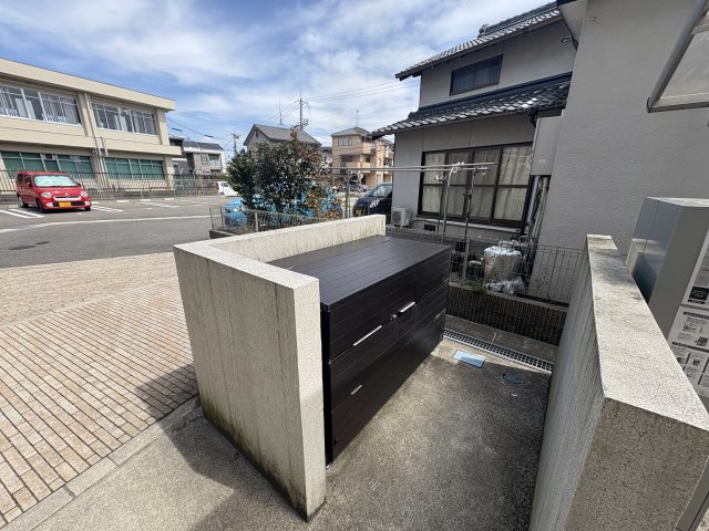 セジュールクレスト桂川のその他共用部分|ゴミBOX
