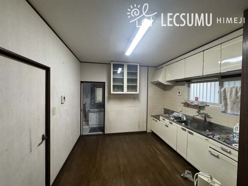 姫路市御立中2丁目/中古戸建の居間・リビング