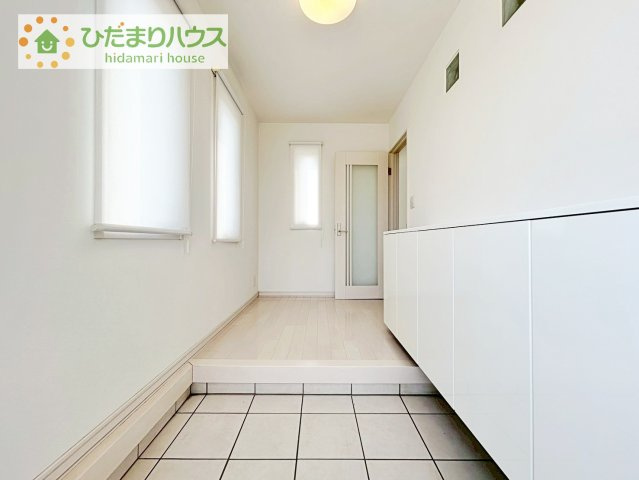 【玄関】 | つくば市要　中古戸建 | 家族の靴をたっぷり収納！大型シューズクローゼット付き(^^♪