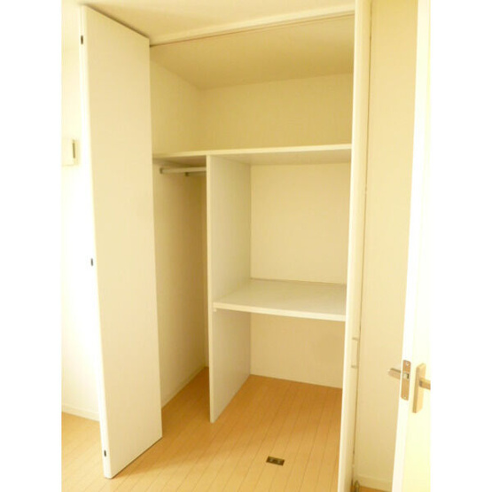 【収納】 | メゾン下方Ⅱ | 別号室の写真になります。現況優先。