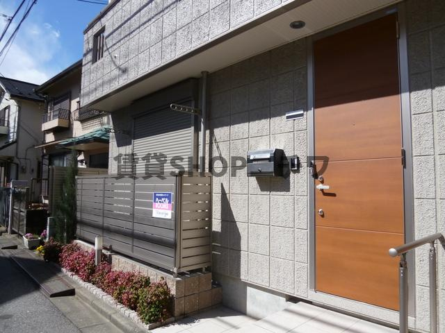 Ｒｉｖｅｒ　Ｓｉｄｅ　花実のエントランス|★キレイな外観の建物です★