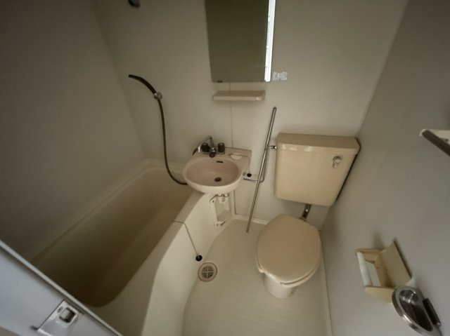 アルファ春日町の浴室|3点ユニットバスが備わっています