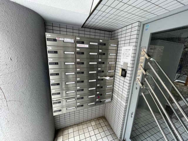 アルファ春日町のその他共用部分|1階集合ポスト