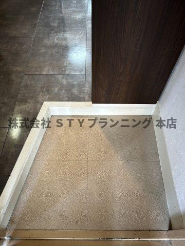 仲介手数料０円！村上ハイツの玄関