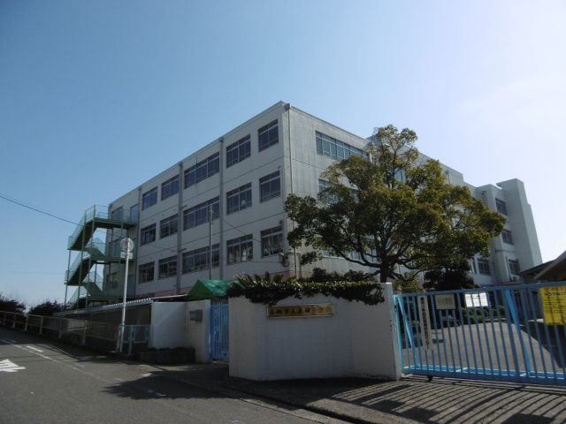 高槻市古曽部町１丁目　建築条件無し売土地の周辺|高槻市立奥坂小学校